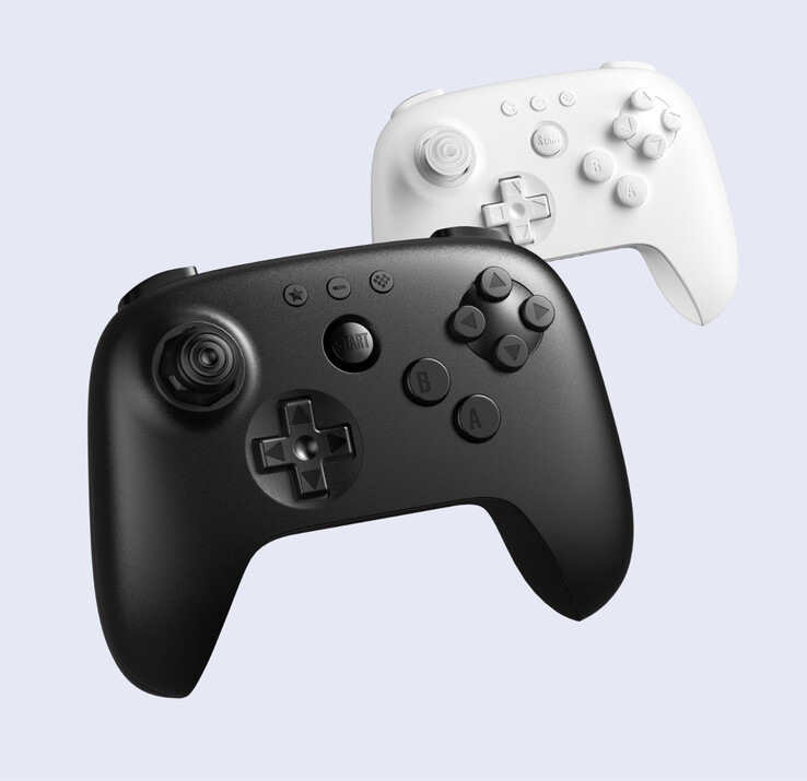 A 8BitDo 64 fekete és fehér kivitelben kapható, akárcsak az Analogue 3D. (Kép forrása: 8BitDo)