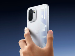 A OnePlus Ace 6 a Quicksilver kivitelben. (Kép forrása: OnePlus)