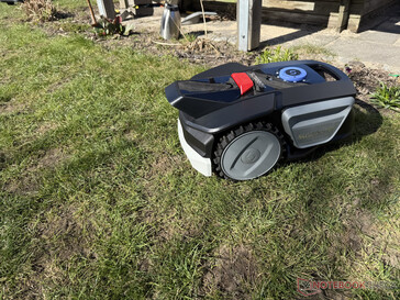 ...és aztán véletlenszerű szögben elfordul