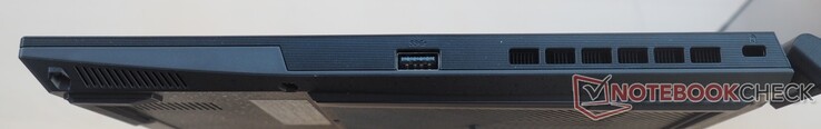 Right side: USB-A 3.2 Gen1, Kensington Lock