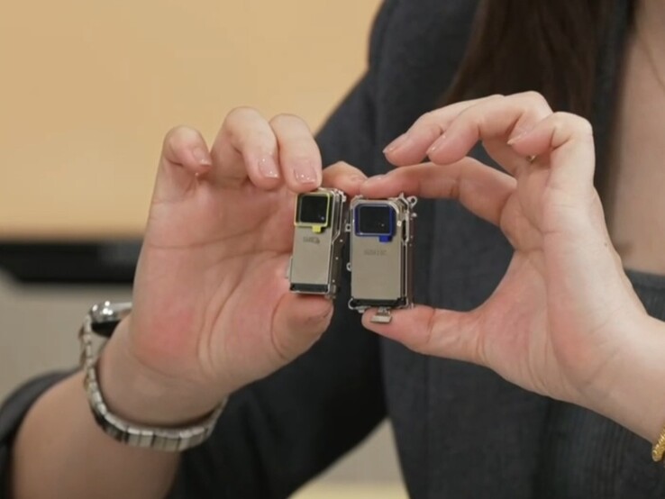 Balra a Xiaomi 15 teleobjektív modulja, jobbra a Xiaomi 17 Ultra nagyobb periszkópos teleobjektívje (Kép forrása: Xiaomi)