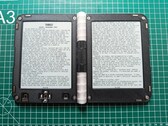 A DIY kétképernyős e-olvasó (Kép forrása: spacerower's thread on Reddit)