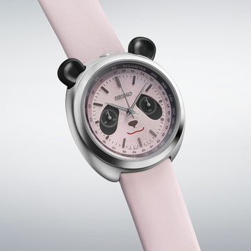 A Seiko power design project panda kronográf fehér színben