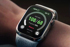 Egy frissítést követően a Huawei Watch D2 képes a vérnyomást éjjel-nappal monitorozni. (Kép forrása: Huawei)