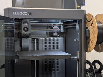 A Centauri Carbon 2 belseje.