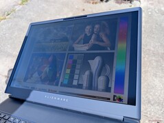 Kültéren, napfényben