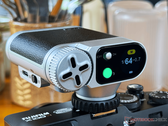 A Viltrox Vintage Z1 Pro a Fujifilm X100VI-n