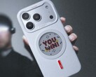Xtrem Instant egyedi tok beépített E-Ink kijelzővel