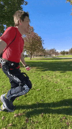 A japán Nanba futóstílus növeli az X1 támogatást. (Kép forrása: Notebookcheck)