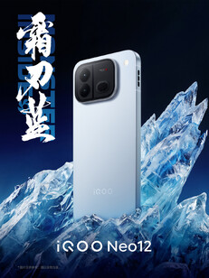 Az iQOO Frost Blade Blue Black kivitelben