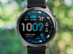 Az Amazfit Balance 2 XT (a képen) nem támogatja a búvárkodást, mint az eredeti okosóra. (Kép forrása: Best Buy, szerk.)