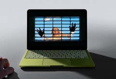 A MacBook Neóval a Apple egy új, belépő szintű laptopot kínál színes alumíniumvázzal.