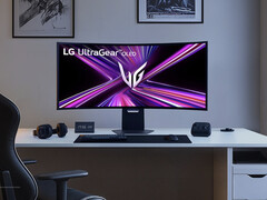 Az UltraGear OLED 45GX950A 800R görbületű. (Kép forrása: LG)