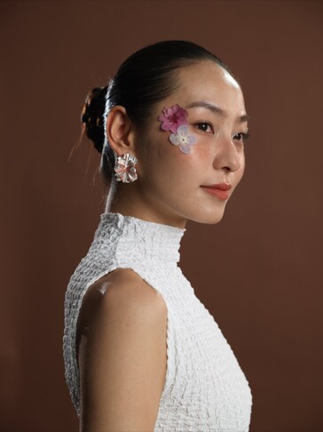 A Hasselblad X2D II 100C 100 MP-es fotója, méretarányosan, a Weibo-n.