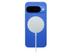 A Pixel 10 (a képen) nem igényel mágneses tokot a mágneses vezeték nélküli töltéshez. (Kép forrása: Evan Blass)