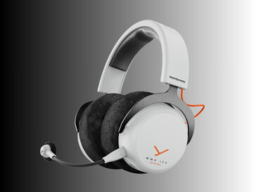 A Beyerdynamic MMX 150 oldalnézetben, fehér színben (Kép forrása: Beyerdynamic PR)