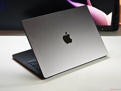 A következő generációs MacBook Pro MacBook Ultra néven kerülhet forgalomba.