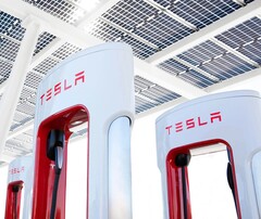 Tesla Superchargers (Kép forrása: Tesla)
