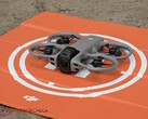 Die DJI Avata 360 a helikopterpadon