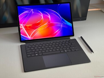 Asus ProArt PZ14 BOE gyártmányú OLED-panellel