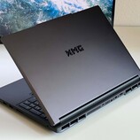RTX 5070 Ti laptop és akár 128 GB RAM egy játék/munkaállomás hibridben - XMG Pro 16 (E25) laptop áttekintés