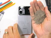 Az Honor Robot Phone-nak nem szabad túl sok szennyeződéssel érintkeznie, legalábbis a gimbal kamerájának nem.