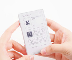 Az Xteink X3 az egyik legkisebb e-olvasó a piacon, 3,7 hüvelykes kijelzővel.