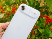 Az iPhone Air 2 várhatóan orvosolni fogja elődjének hiányosságait, amelyet itt láthatunk a képen.