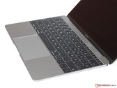 A Apple szilícium megjelenésével sokan remélték a 12 hüvelykes MacBook újjáélesztését.