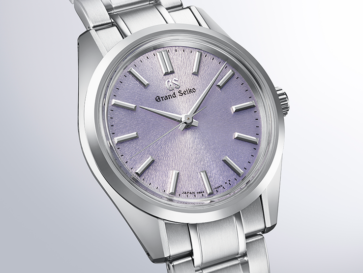 A Grand Seiko SBGW323 kaliberű, 9S64 kézi mozgatású óraszerkezettel rendelkezik (Kép forrása: Grand Seiko)