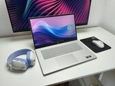 HP OmniBook 3 17 felülvizsgálat