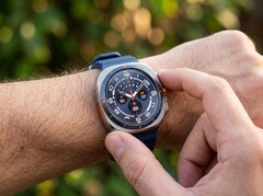 Egyes felhasználók a 2024-es és 2025-ös Galaxy Watch Ultra készülékeknél előlap- és keretproblémákról számolnak be.