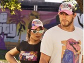 Lucia és Jason a GTA 6 Vice City ruháit viselik