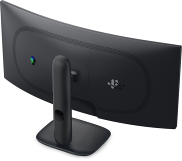 Az Alienware 34 240 Hz-es gamer monitor hátulról.