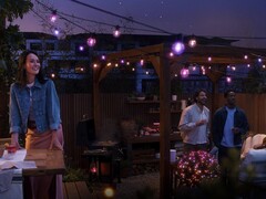 A Philips Hue&#039;s Festavia Globe Outdoor String Lights (a képen) az Amazon Franciaországban található. (Kép forrása: Smartlights.de)