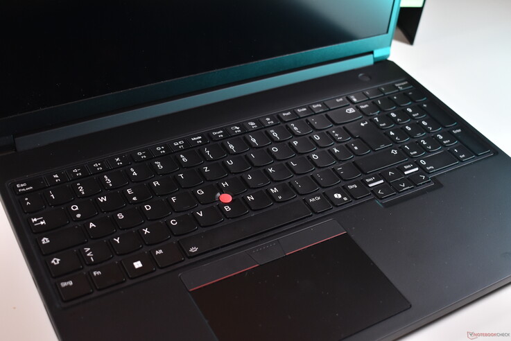 Lenovo ThinkPad P16 G3: Billentyűzet