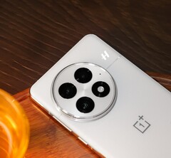 A OnePlus 13. (Kép forrása: Zhou Jiahuiang)