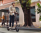 A Segway Ninebot F3 e-scooter tele van biztonsági és navigációs funkciókkal. (Kép forrása: Segway)
