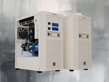 A Maingear Retro98 előre összeállított játék PC konfigurációi láthatóak (Kép forrása: Maingear PR szerkesztéssel)