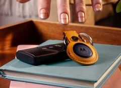 Az AirTag riválisai, például a Motorola Moto Tag várhatóan hamarosan hasznosabbá válnak. (Kép forrása: Motorola)