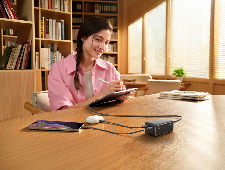 A Rapid power bank (10K, 45 W) összesen három kimeneti portot kínál