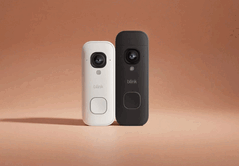 A Blink 2K+ videó ajtócsengő fekete és fehér színekben