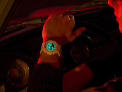 A Casio Hidden Glow órák, mint például a GA-2100HDS-7A (a képen), Európában indulnak. (Kép forrása: Casio)