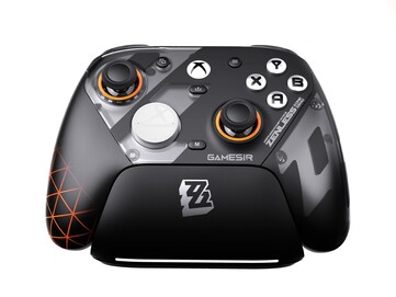 A ZZZ GameSir G7 Pro a hozzá tartozó töltőállomással. (Kép forrása: GameSir)