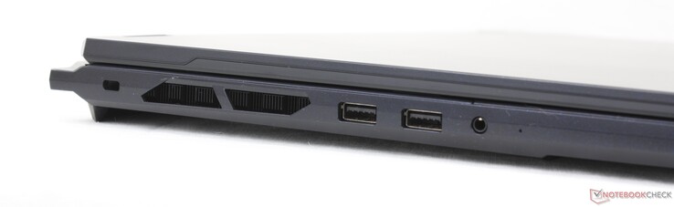 Balra: Kensington zár, 2x USB-A 3.2 Gen. 2, 3,5 mm-es fejhallgató