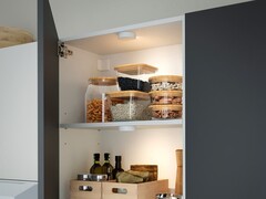 Az IKEA Gömpyssling (a képen) egy mozgásvezérelt LED-lámpa. (Kép forrása: IKEA)