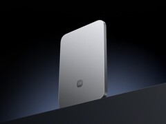 A Xiaomi új power bankja (a képen) 6 mm (~0,2 hüvelyk) vastag. (Kép forrása: Xiaomi)