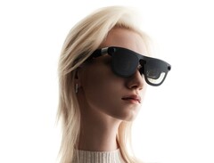 Az Xreal Aura a Micro-OLED kijelzői ellenére mindössze 95 grammot nyom.