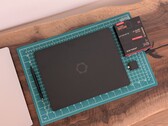 A Laptop 13 Pro gyártási folyamata inkább a hagyományos prosumer laptopokhoz, például a Razer Blade-hez hasonlít.