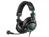Az Audio-Technica Hatsune Miku ATH-M50xSTS-USB MIKU fejhallgatót Miku dizájnelemek díszítik. (Kép forrása: Audio-Technica)